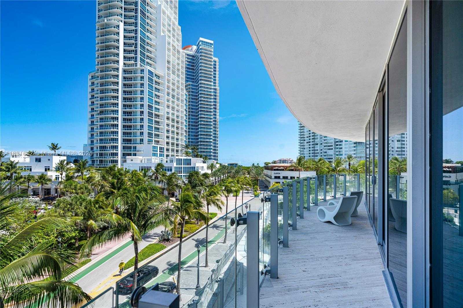 Small Image of 1 COLLINS AVE #406, Miami Beach Number 39