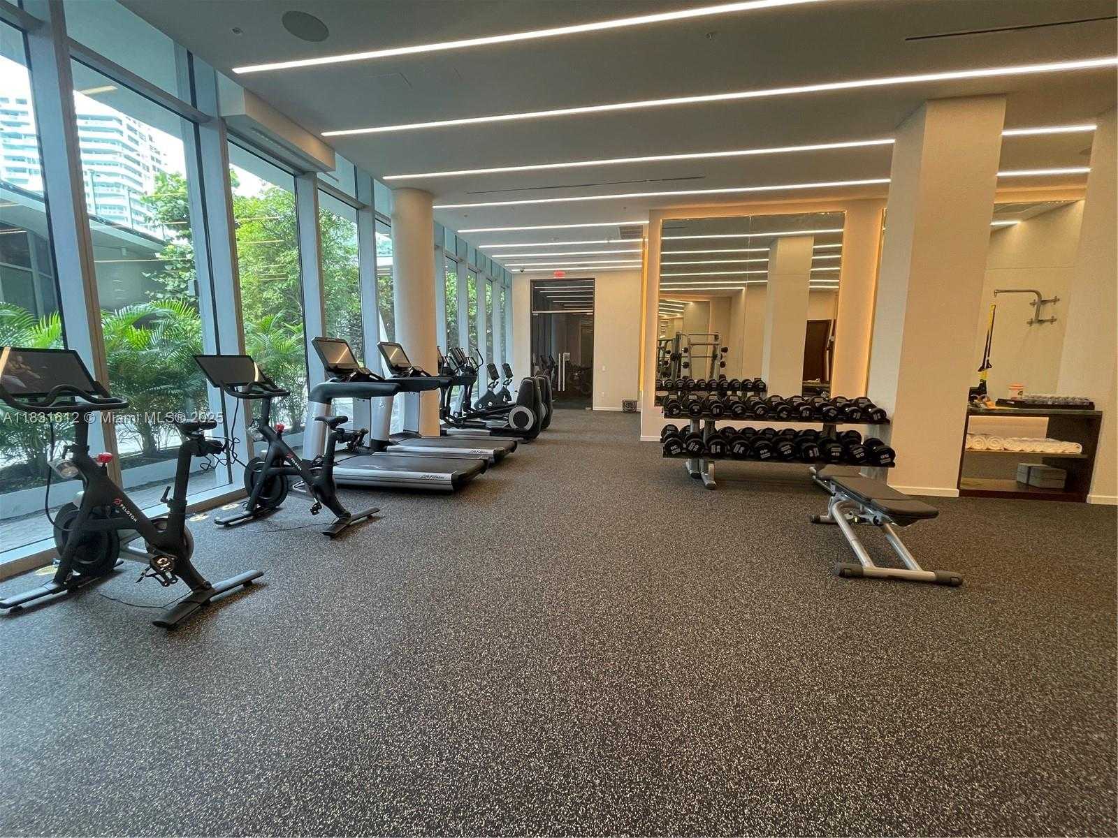 Small Image of 1 COLLINS AVE #406, Miami Beach Number 47