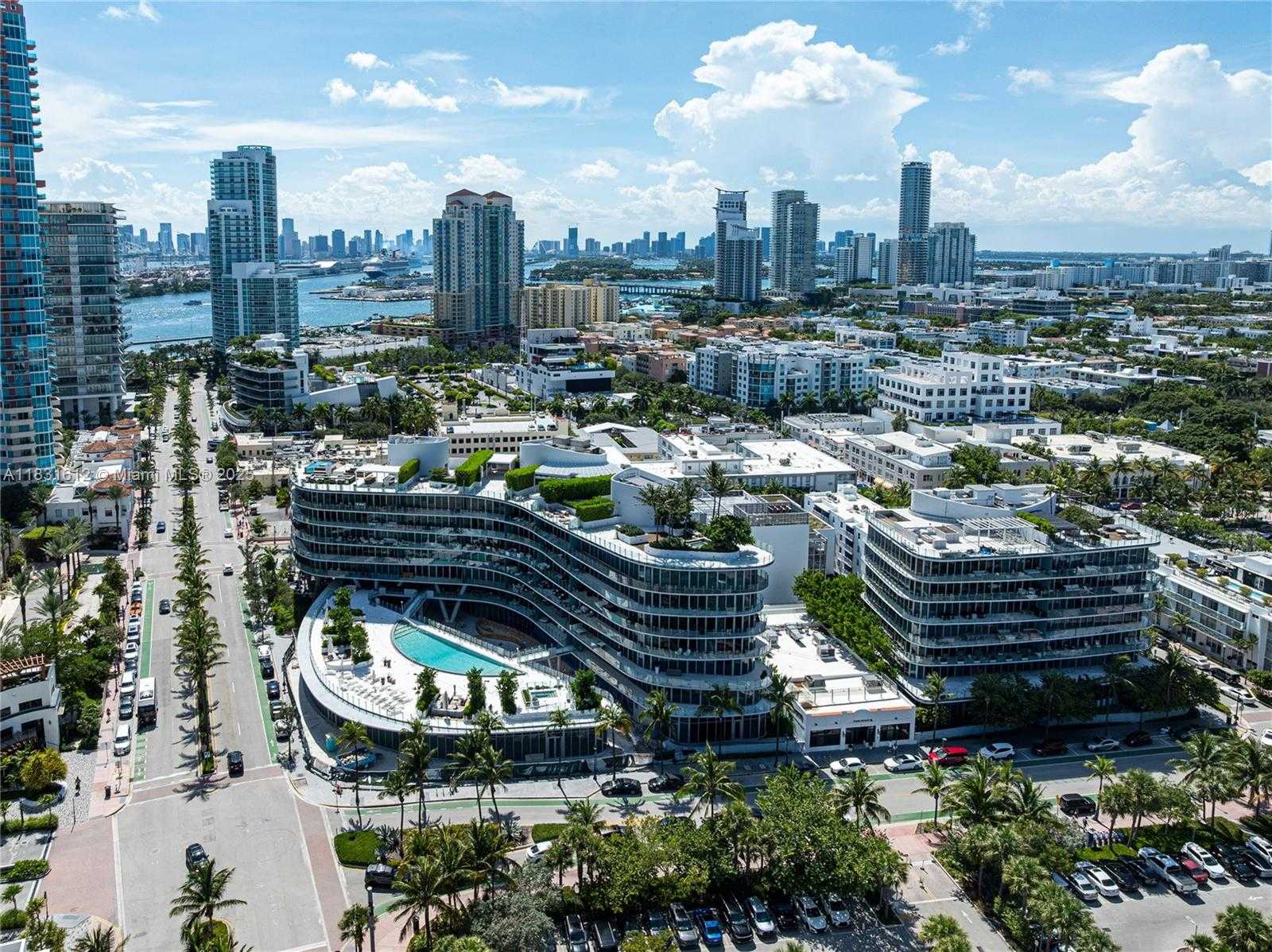 Small Image of 1 COLLINS AVE #406, Miami Beach Number 59