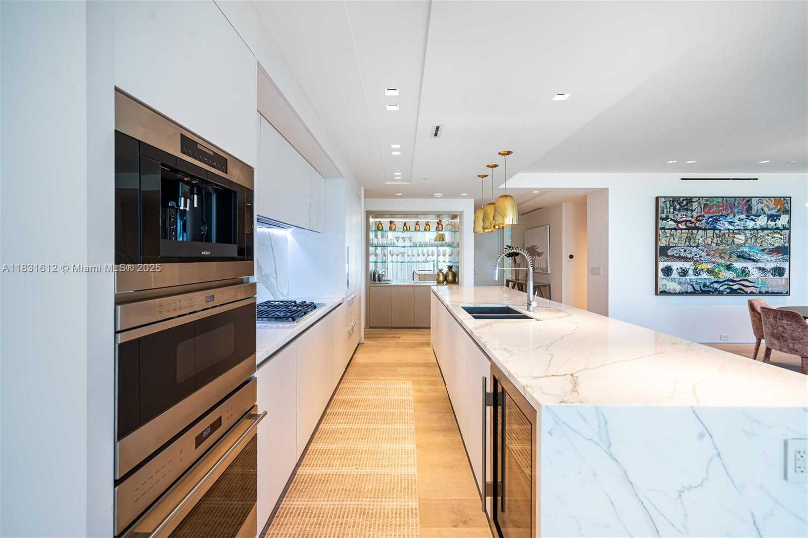Small Image of 1 COLLINS AVE #406, Miami Beach Number 8