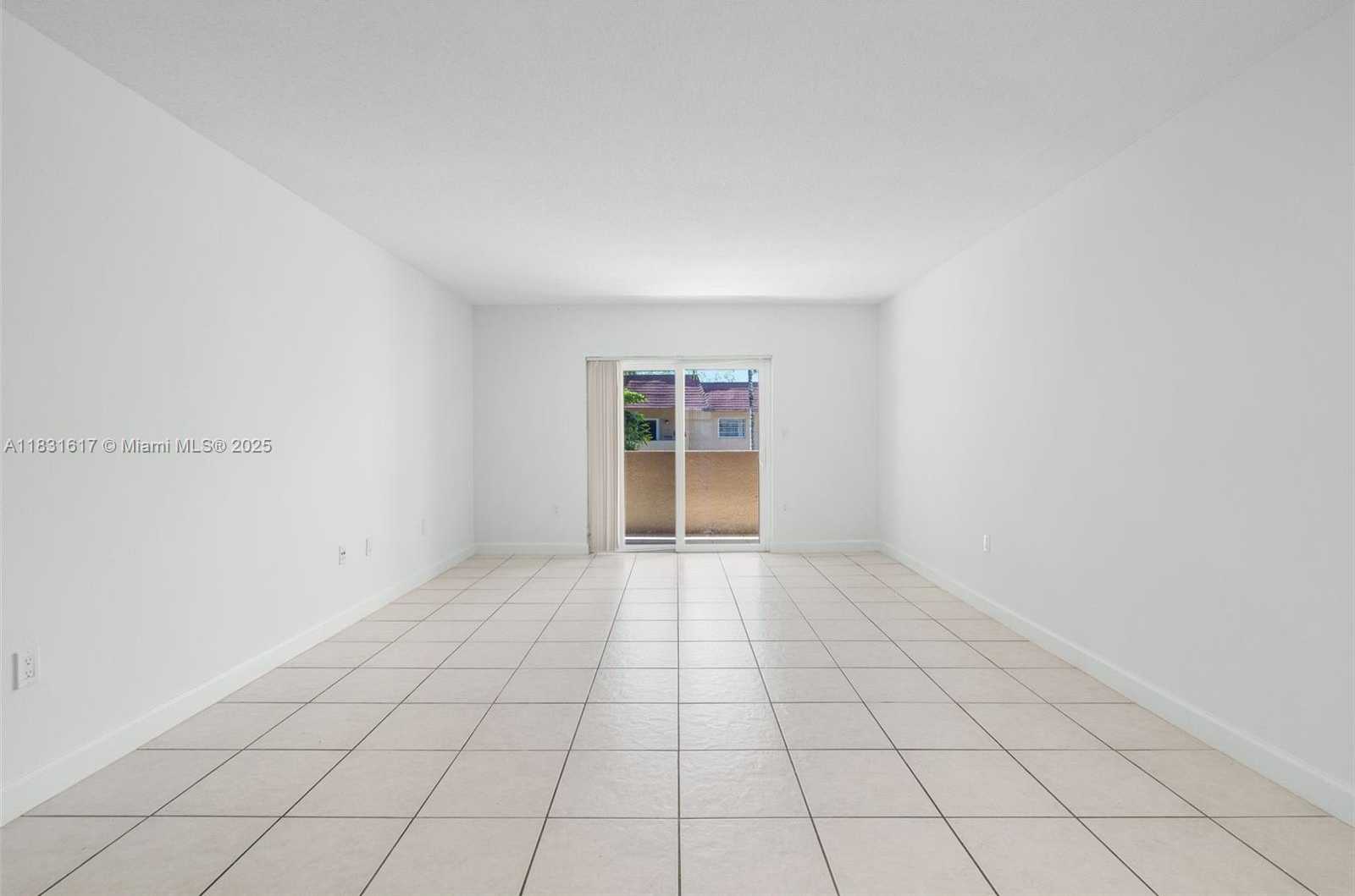 Small Image of 9952 SOUTH WEST 88TH ST #9952, Miami Number 3