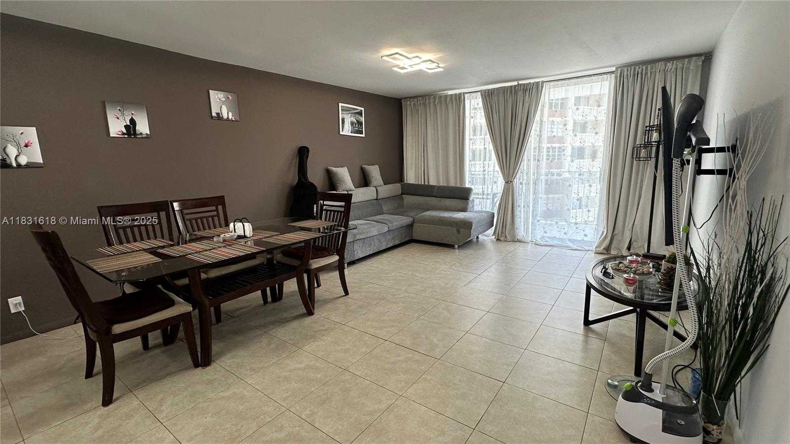 Small Image of 1801 SOUTH OCEAN DR #642, Hallandale Beach Number 5