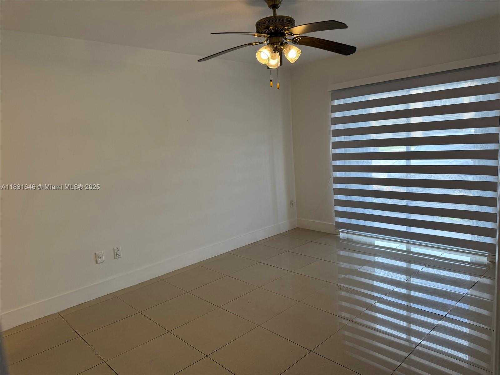 Small Image of 18216 MEDITERRANEAN BLVD #2-19, Hialeah Number 24