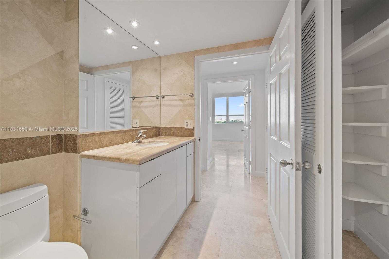 Small Image of 1500 BAY RD #S-1478, Miami Beach Number 14