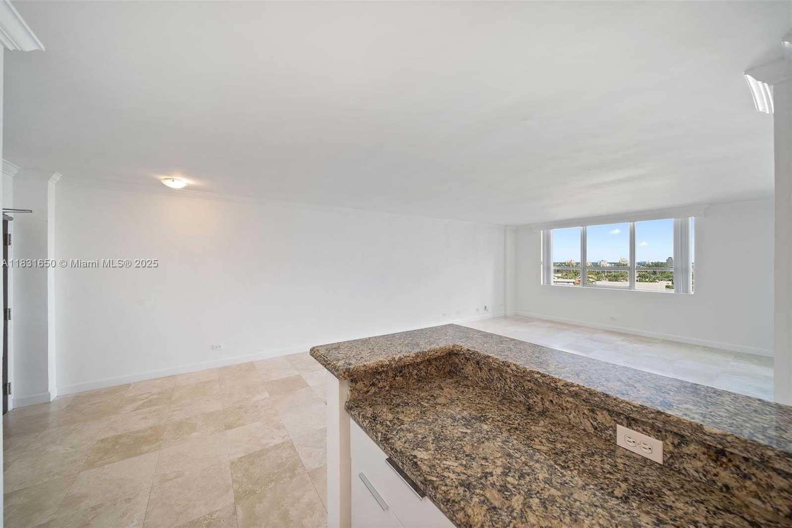 Small Image of 1500 BAY RD #S-1478, Miami Beach Number 5