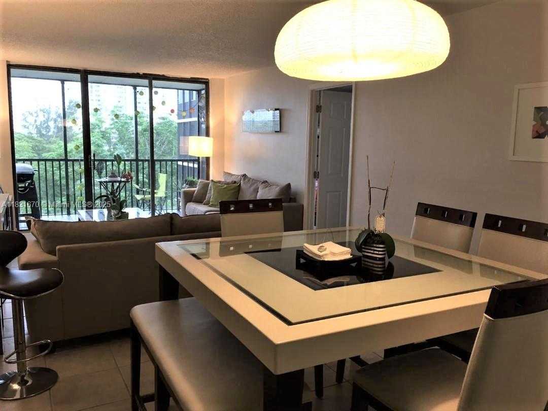 Small Image of 3475 NORTH COUNTRY CLUB DR #507, Aventura Number 2