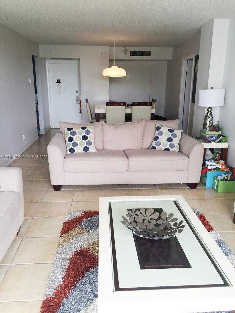 Small Image of 3475 NORTH COUNTRY CLUB DR #507, Aventura Number 6