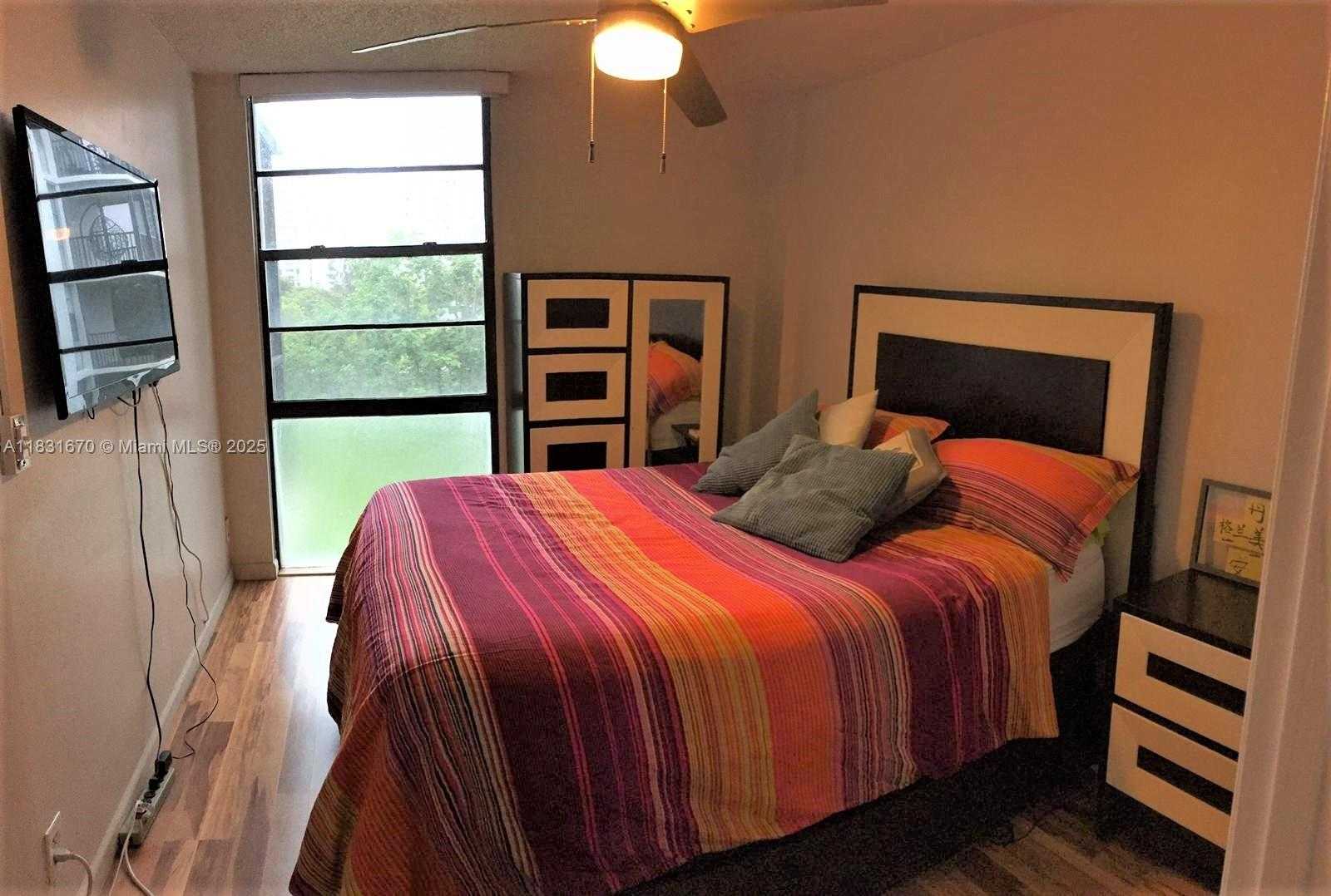 Small Image of 3475 NORTH COUNTRY CLUB DR #507, Aventura Number 9