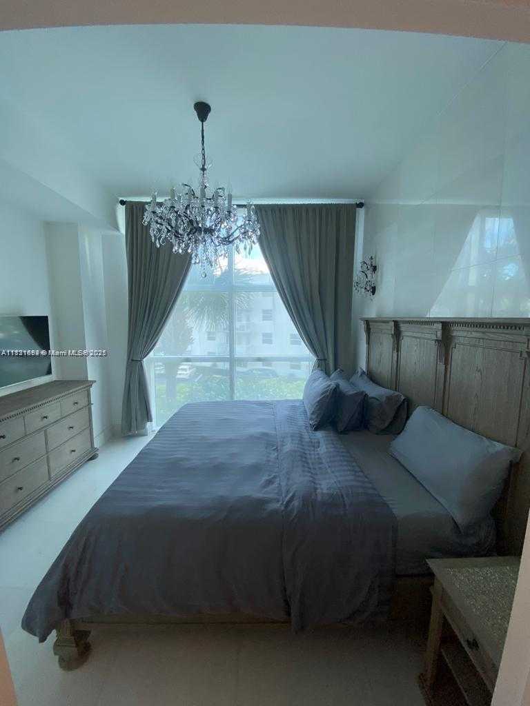 Small Image of 1945 SOUTH OCEAN DR #211, Hallandale Beach Number 13
