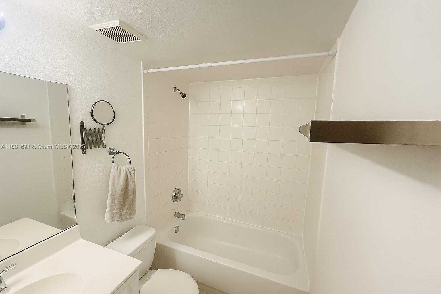 Small Image of 5122 NORTH WEST 79TH AVENUE #106, Doral Number 2