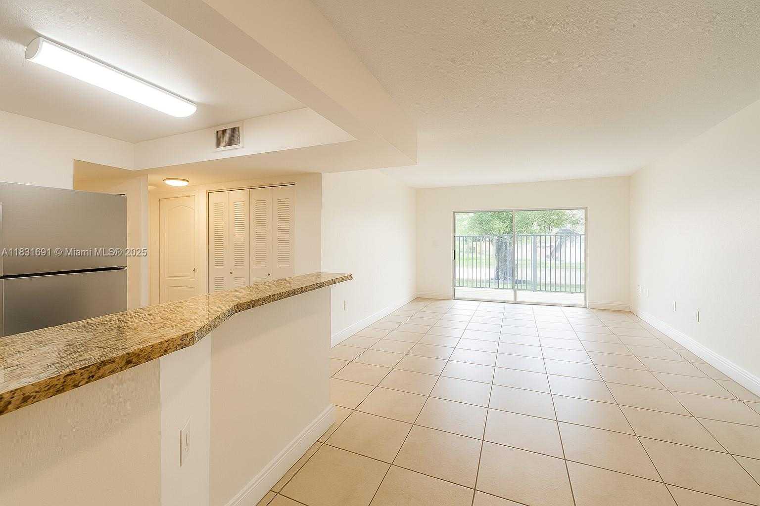 Small Image of 5122 NORTH WEST 79TH AVENUE #106, Doral Number 4