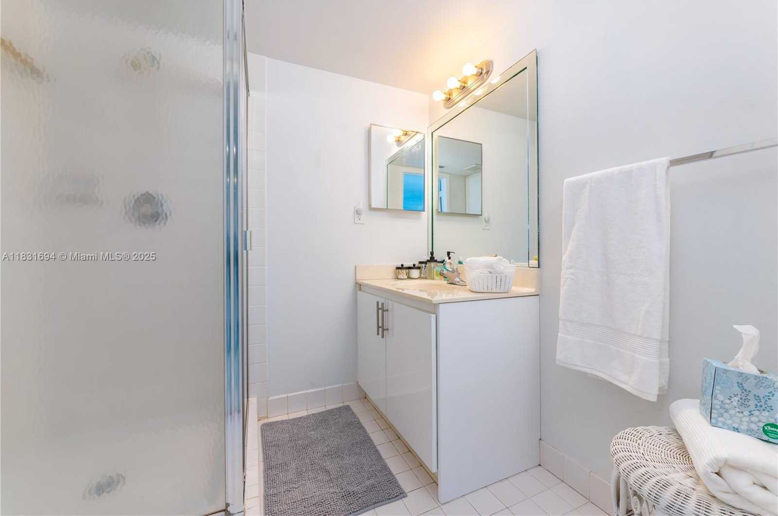 Small Image of 17801 NORTH BAY RD #607, Sunny Isles Beach Number 11