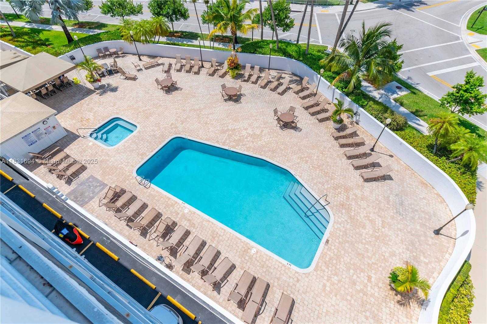 Small Image of 17801 NORTH BAY RD #607, Sunny Isles Beach Number 14