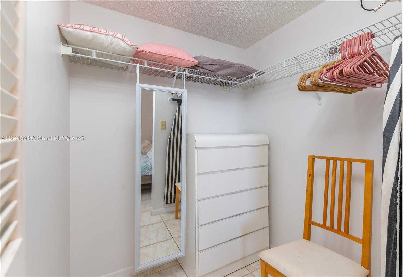 Small Image of 17801 NORTH BAY RD #607, Sunny Isles Beach Number 9