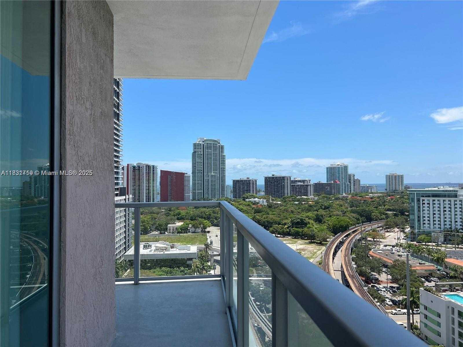 Small Image of 79 SOUTH WEST 12TH ST #2001-S, Miami Number 16