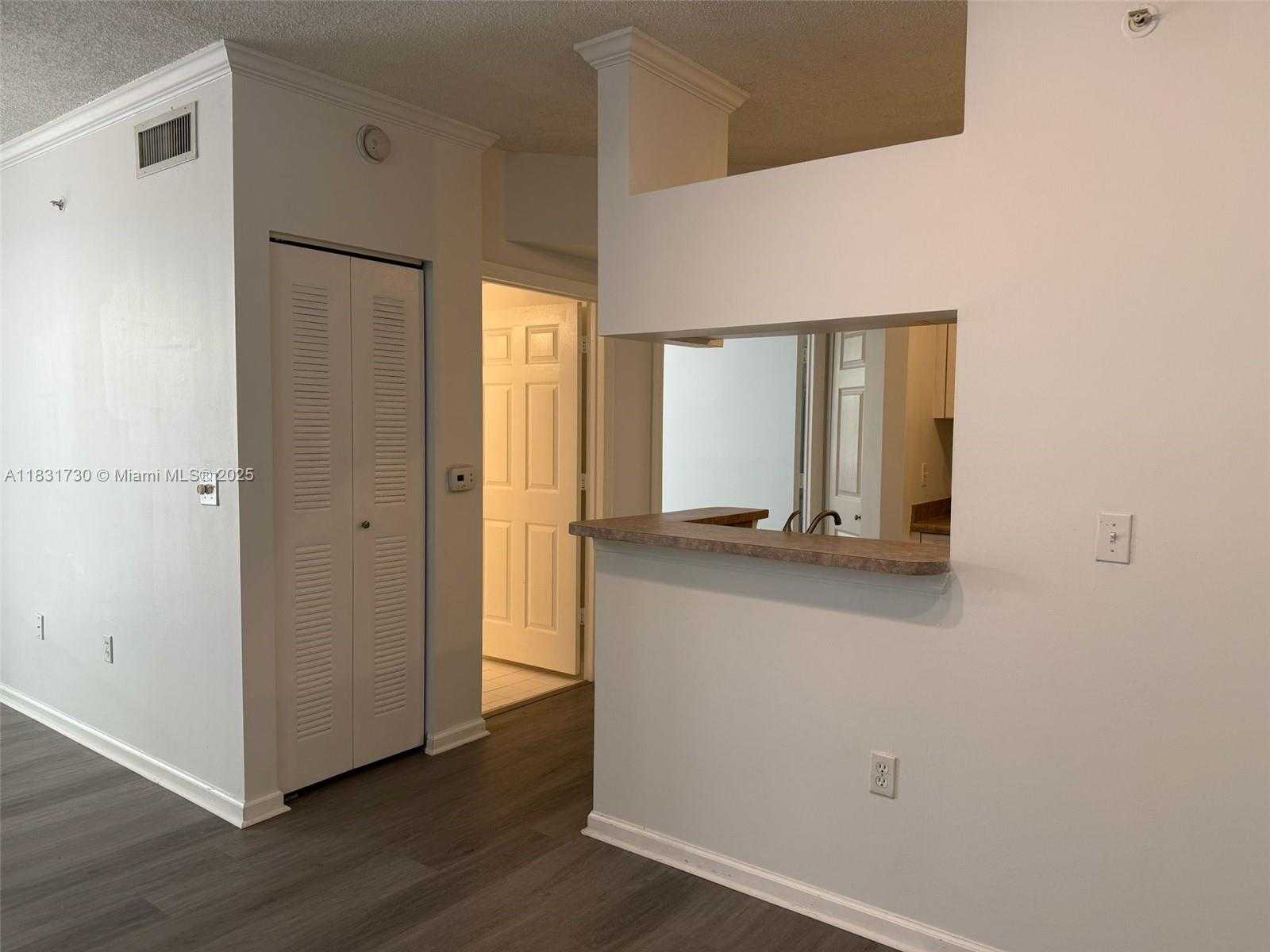 Small Image of 17100 NORTH BAY RD #1309, Sunny Isles Beach Number 12