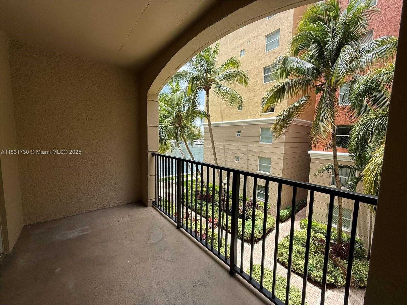 Small Image of 17100 NORTH BAY RD #1309, Sunny Isles Beach Number 15