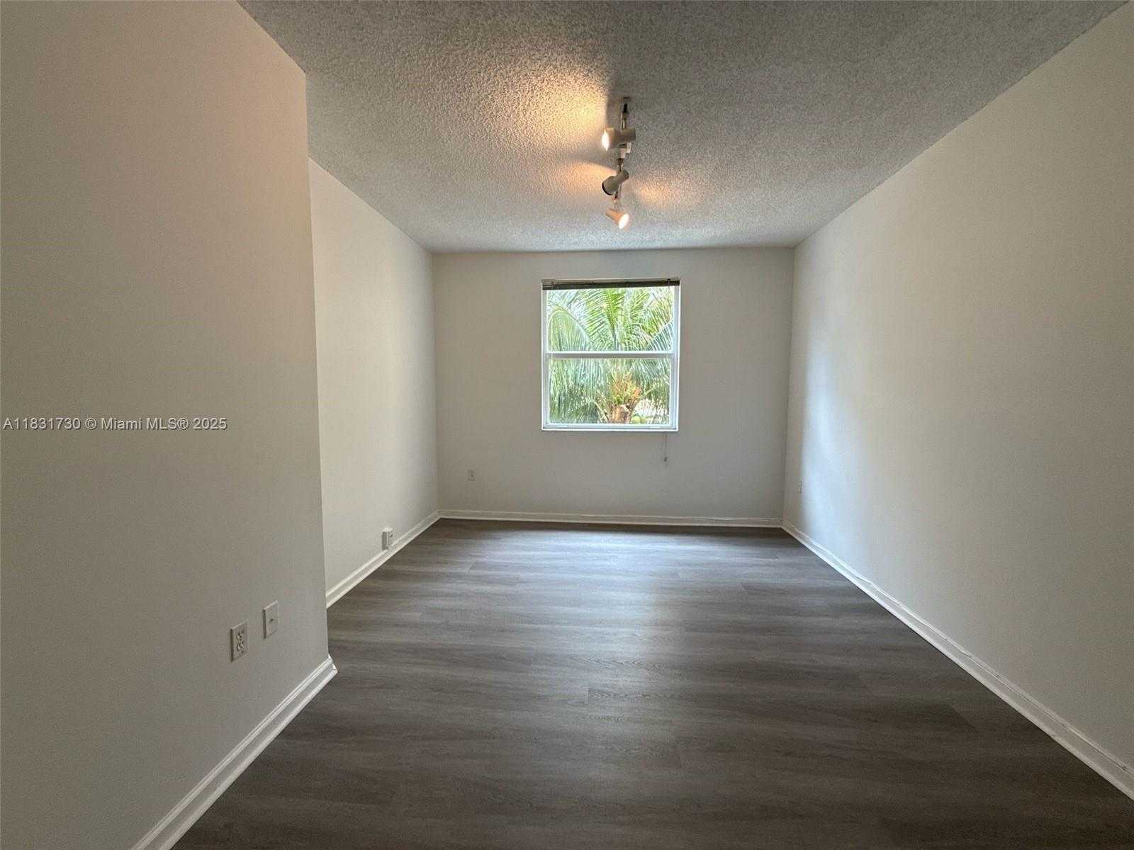 Small Image of 17100 NORTH BAY RD #1309, Sunny Isles Beach Number 20
