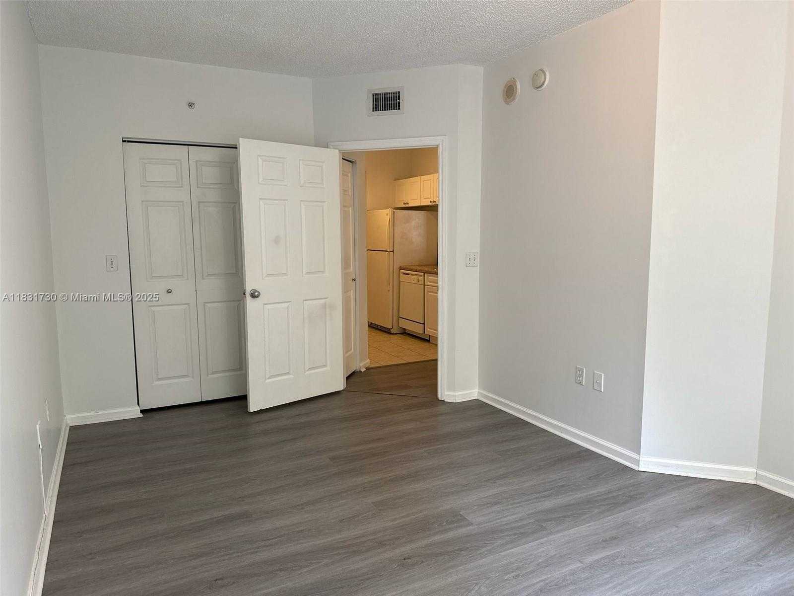 Small Image of 17100 NORTH BAY RD #1309, Sunny Isles Beach Number 33