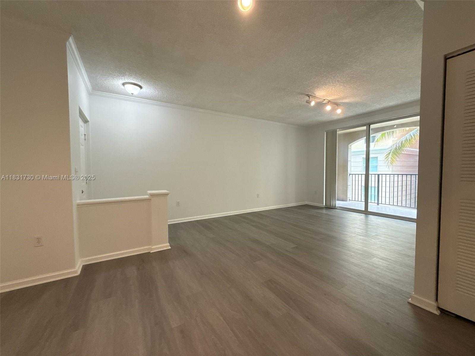 Small Image of 17100 NORTH BAY RD #1309, Sunny Isles Beach Number 6