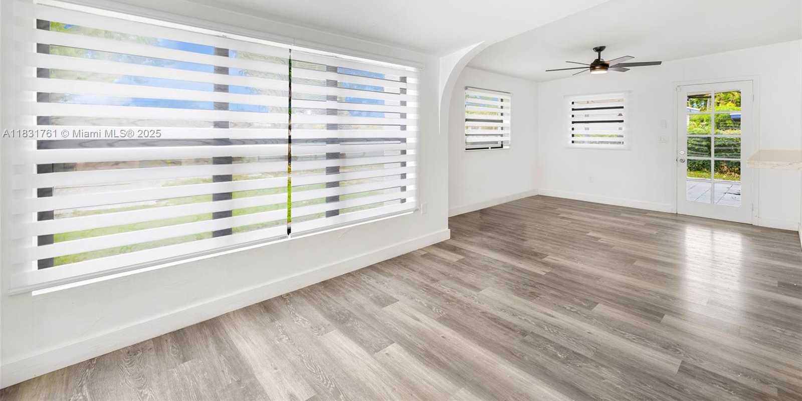 Small Image of 5425 SOUTH WEST 112TH AVE, Miami Number 10