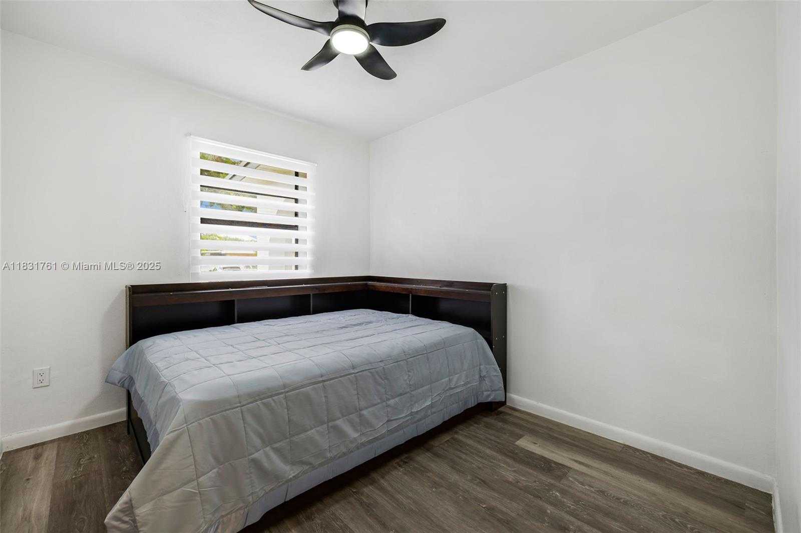 Small Image of 5425 SOUTH WEST 112TH AVE, Miami Number 20