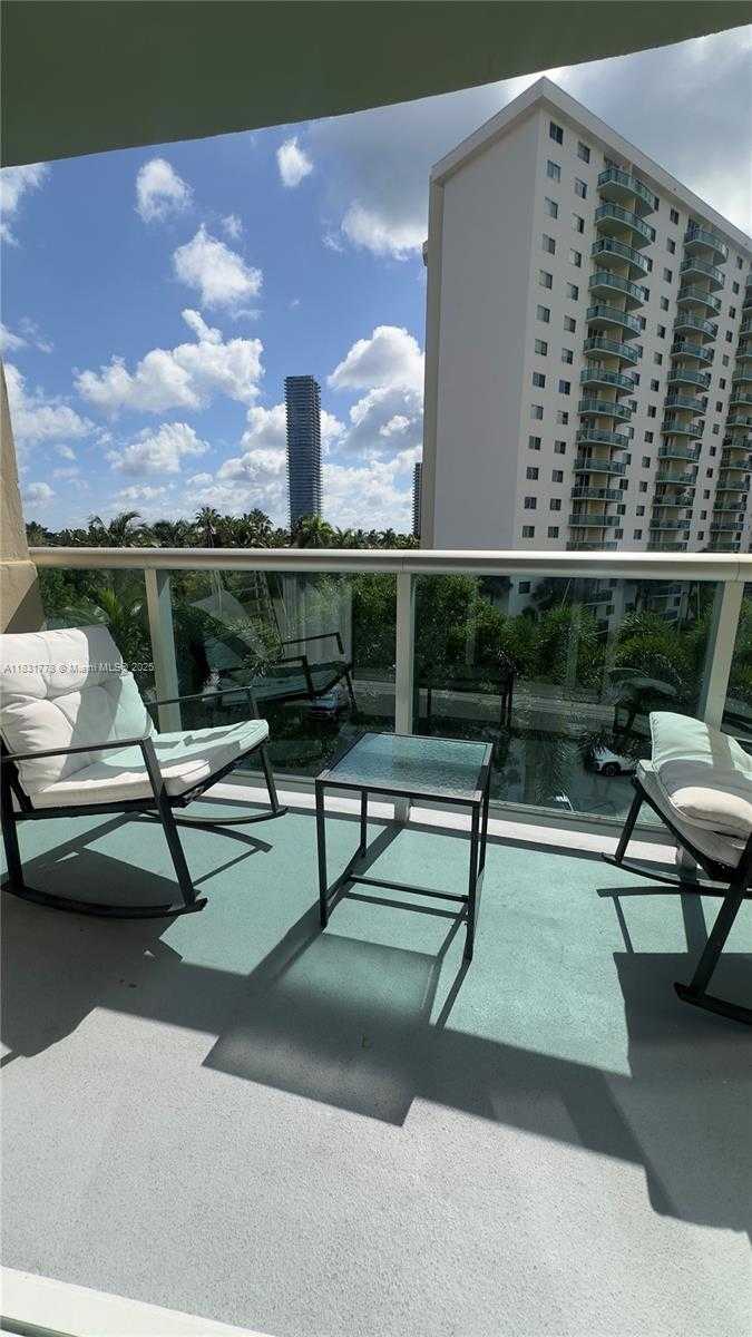 Small Image of 19390 COLLINS AVE #424, Sunny Isles Beach Number 18