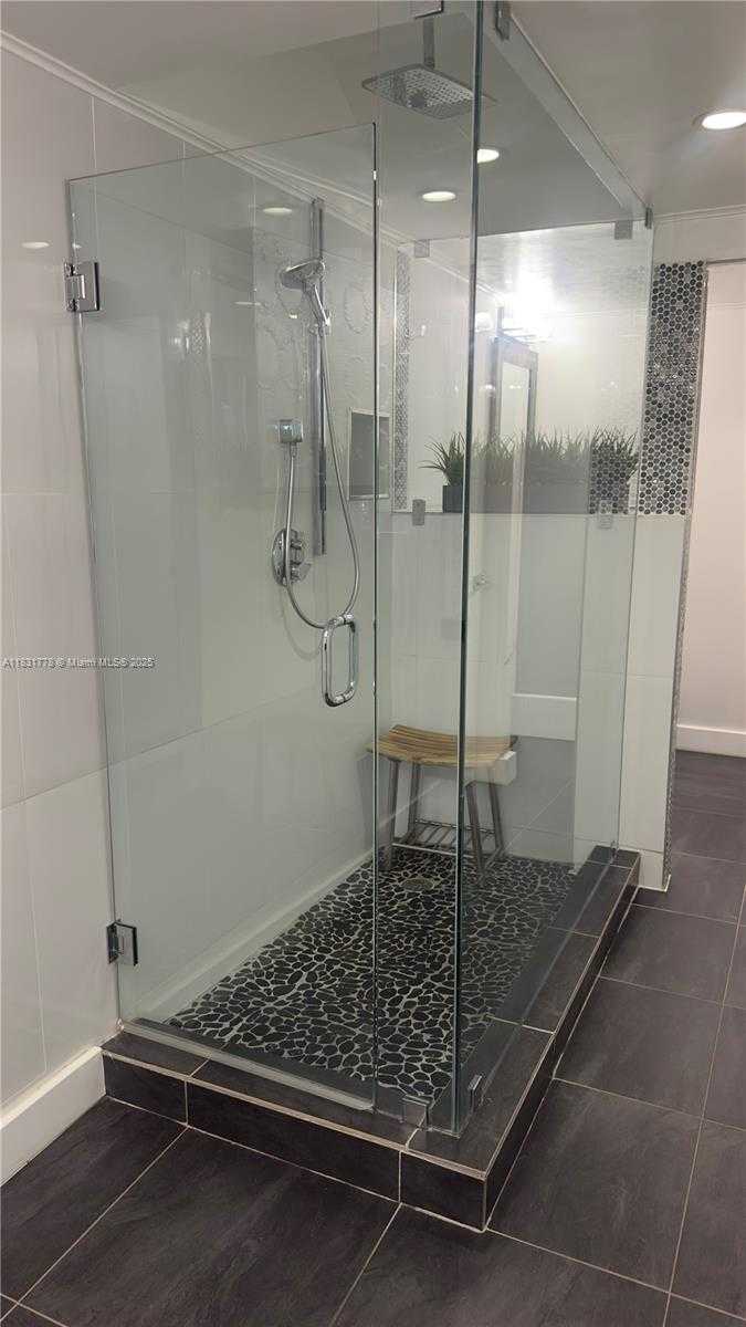 Small Image of 19390 COLLINS AVE #424, Sunny Isles Beach Number 21