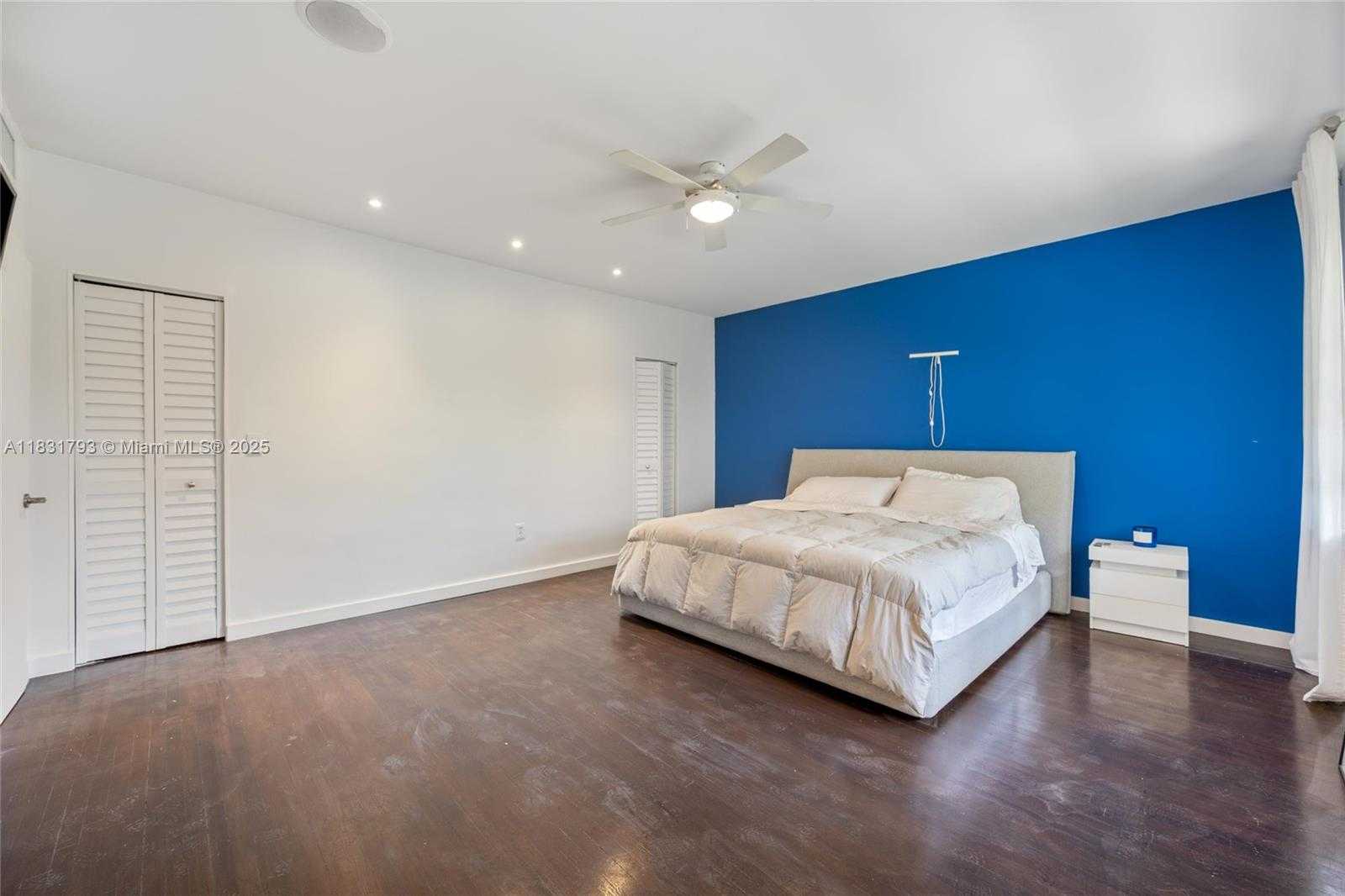 Small Image of 1101 98TH ST #1, Bay Harbor Islands Number 13