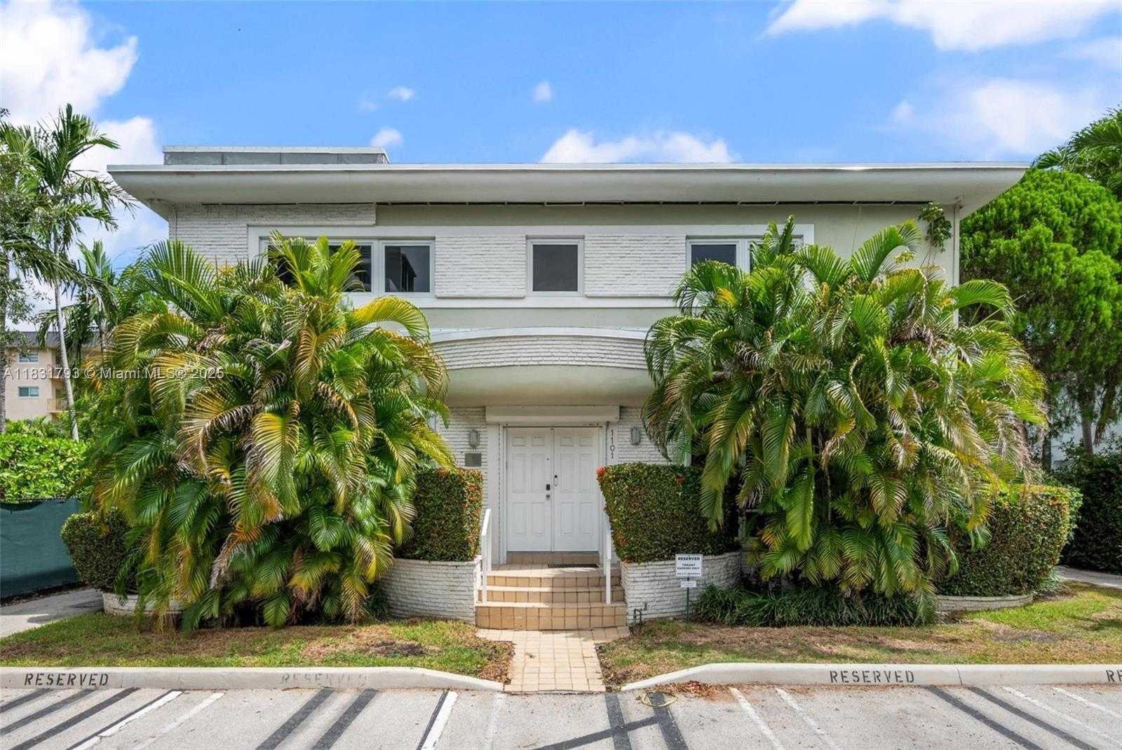 Small Image of 1101 98TH ST #1, Bay Harbor Islands Number 19