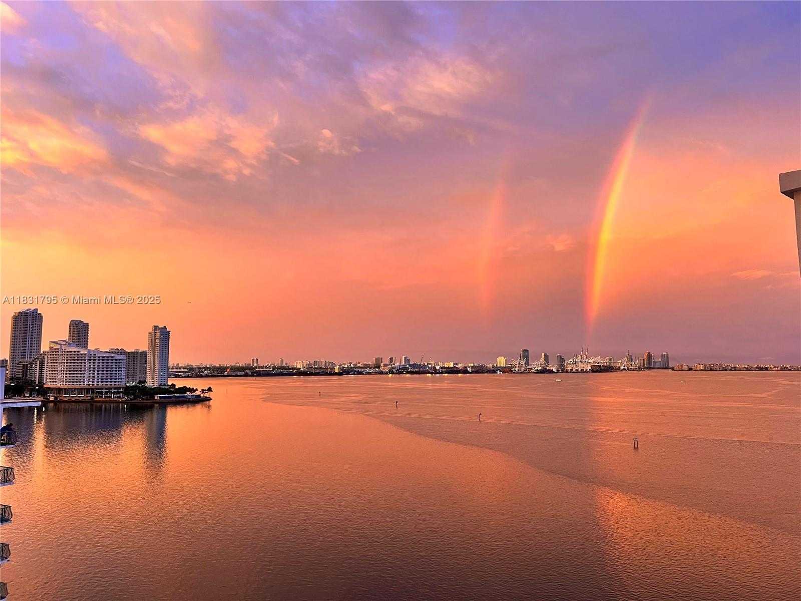 Small Image of 1420 BRICKELL BAY DR #PH4B, Miami Number 20