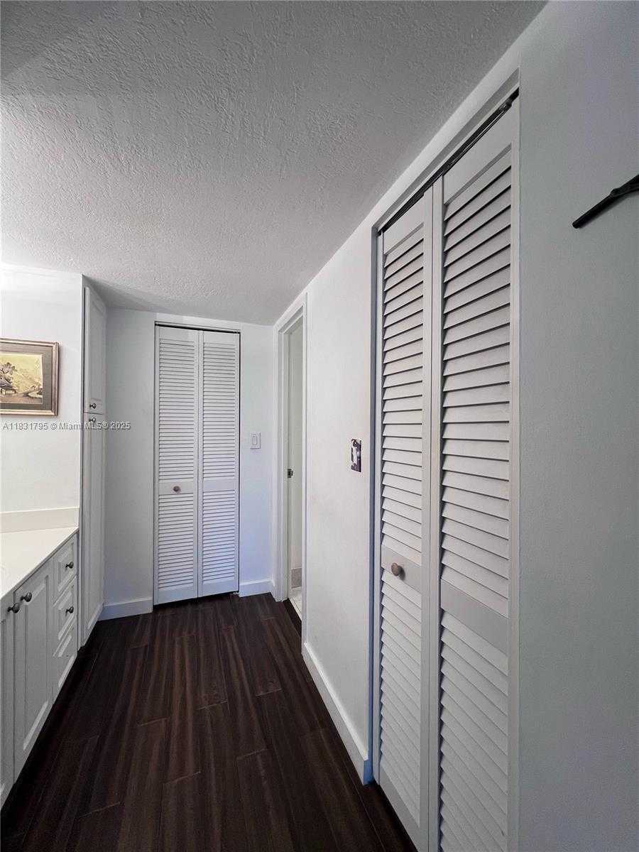 Small Image of 1420 BRICKELL BAY DR #PH4B, Miami Number 9