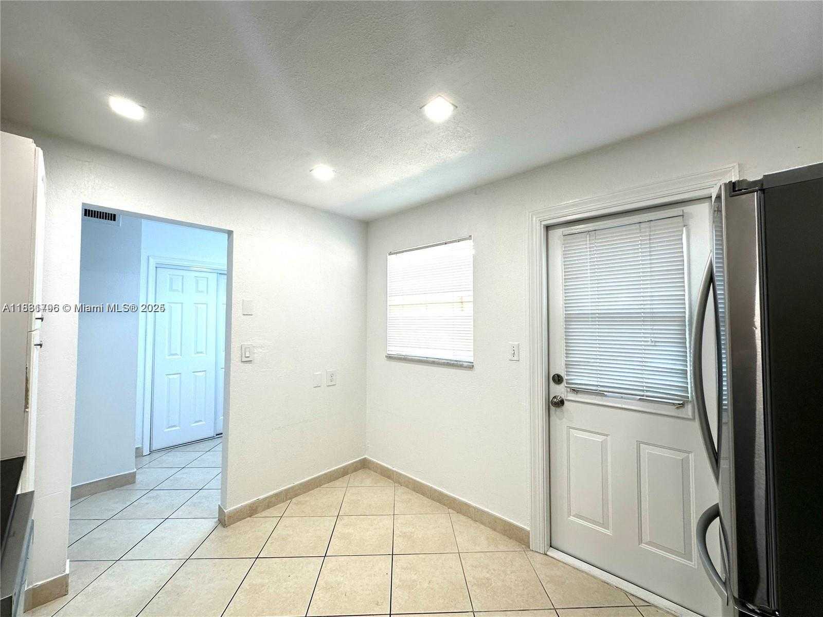 Small Image of 620 NORTH EAST 12TH AVE #102, Hallandale Beach Number 10