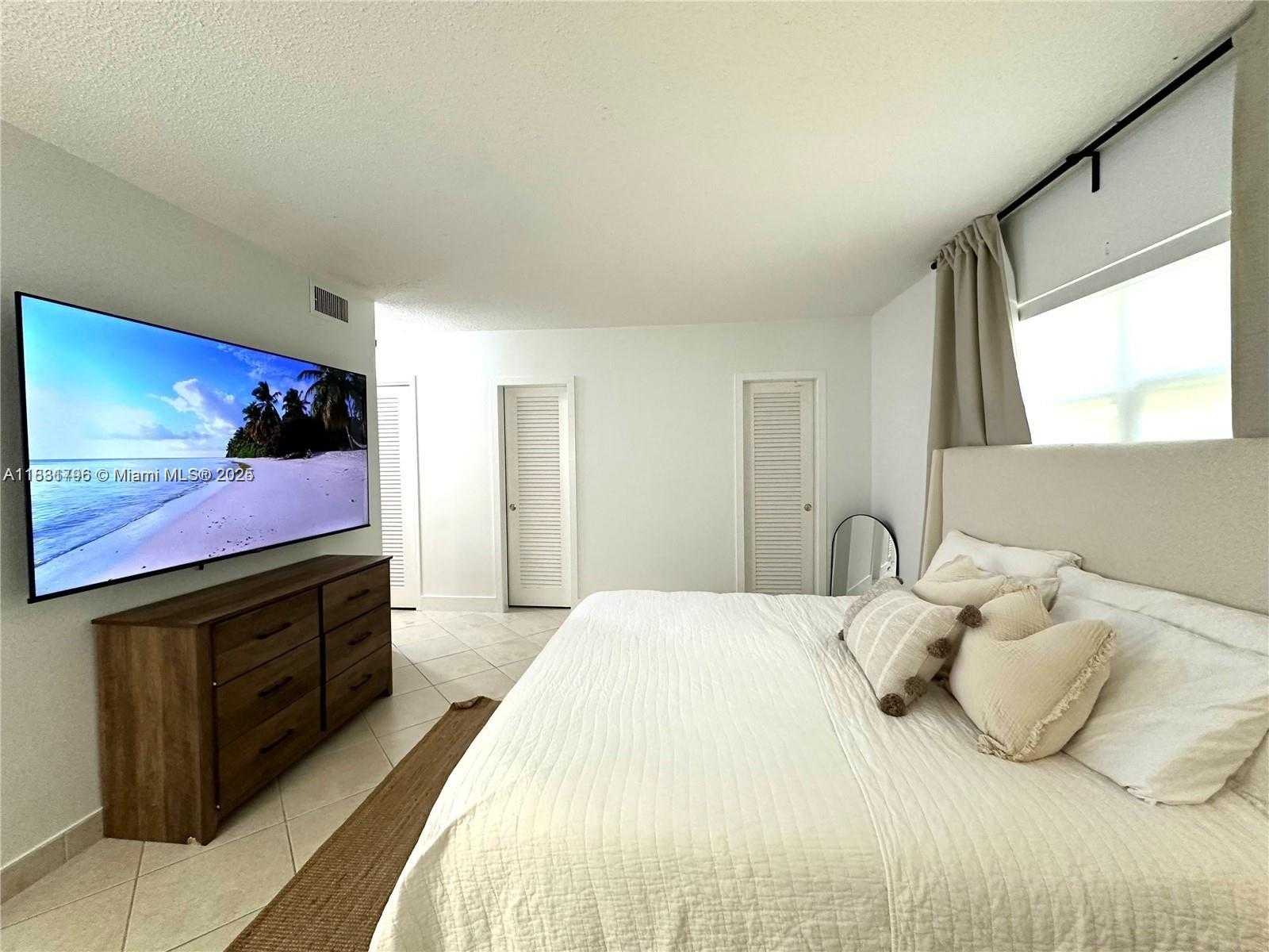 Small Image of 620 NORTH EAST 12TH AVE #102, Hallandale Beach Number 13
