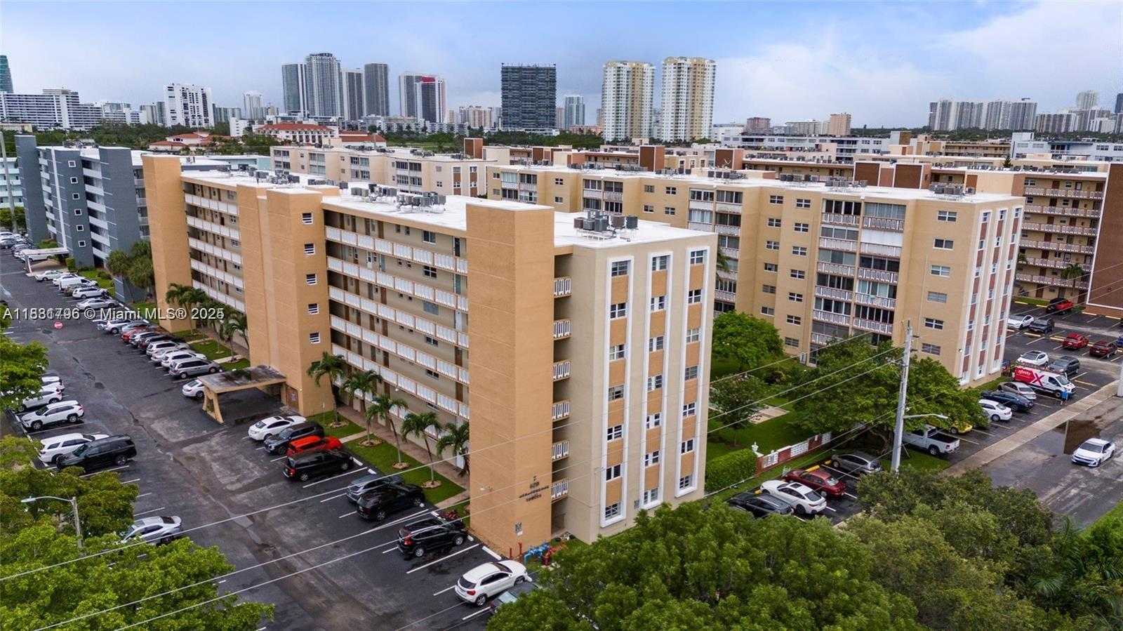 Small Image of 620 NORTH EAST 12TH AVE #102, Hallandale Beach Number 23