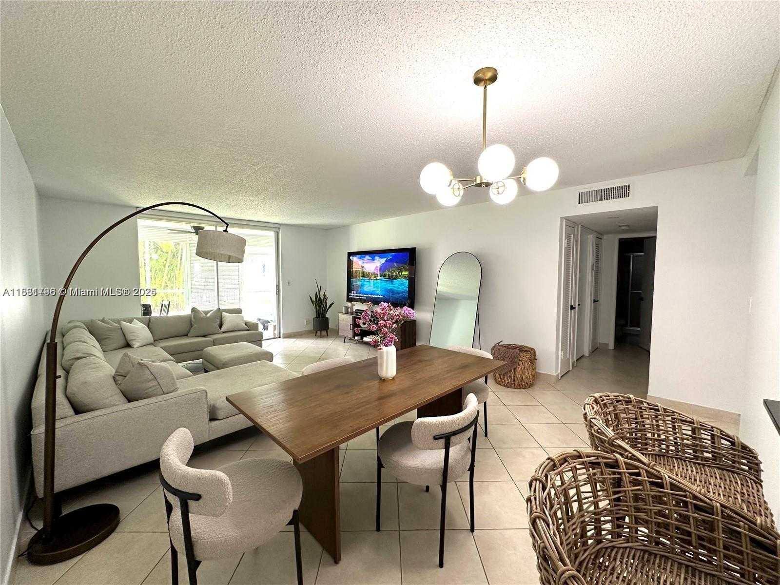 Small Image of 620 NORTH EAST 12TH AVE #102, Hallandale Beach Number 5