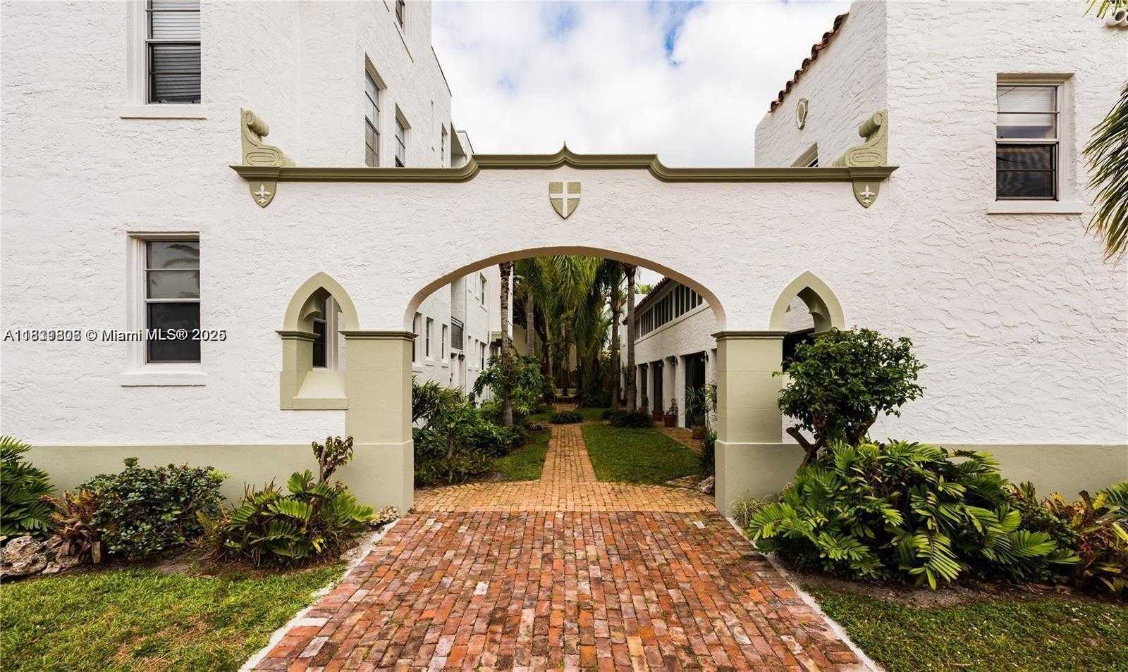 Small Image of 4501 PRAIRIE AVE #8, Miami Beach Number 3