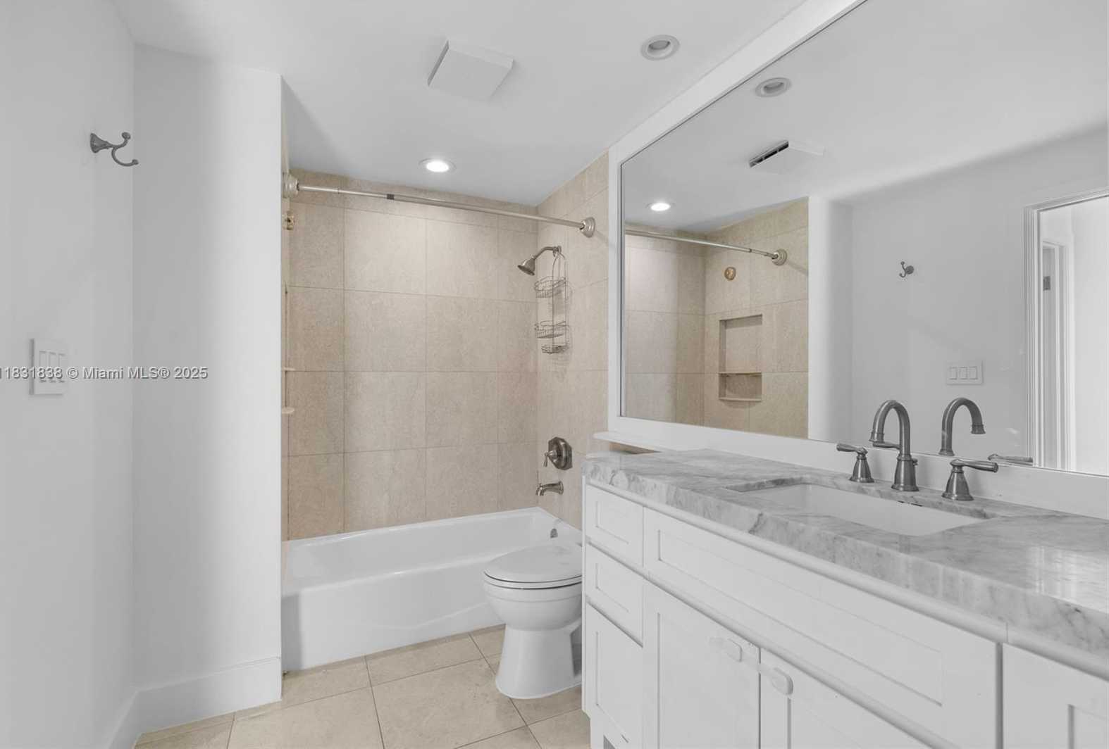 Small Image of 251 CRANDON BLVD #505, Key Biscayne Number 11
