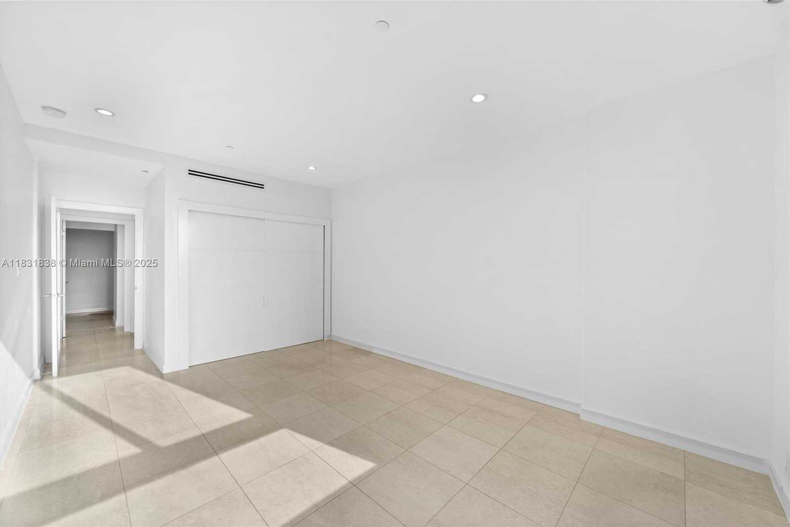 Small Image of 251 CRANDON BLVD #505, Key Biscayne Number 14