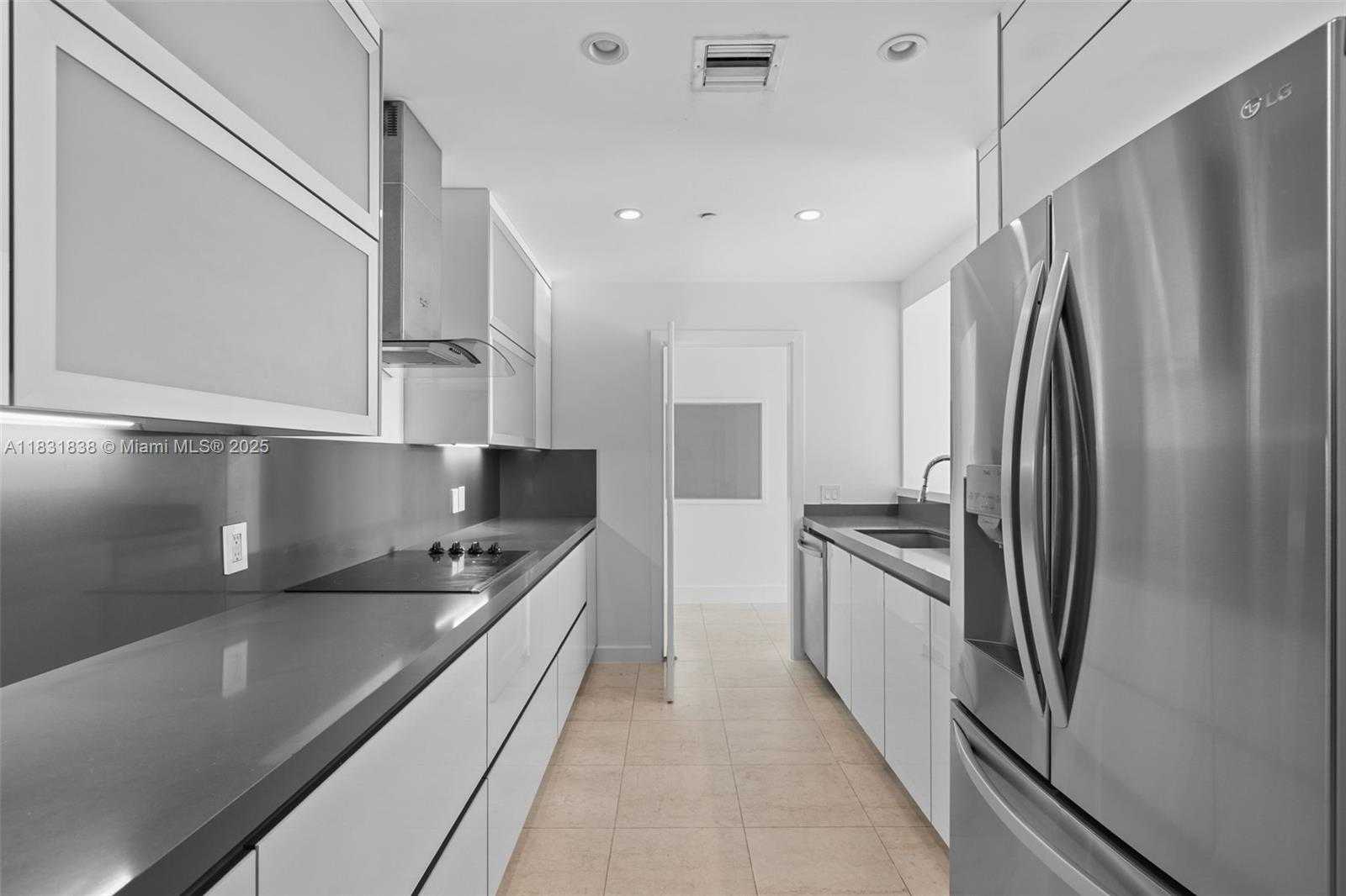 Small Image of 251 CRANDON BLVD #505, Key Biscayne Number 2