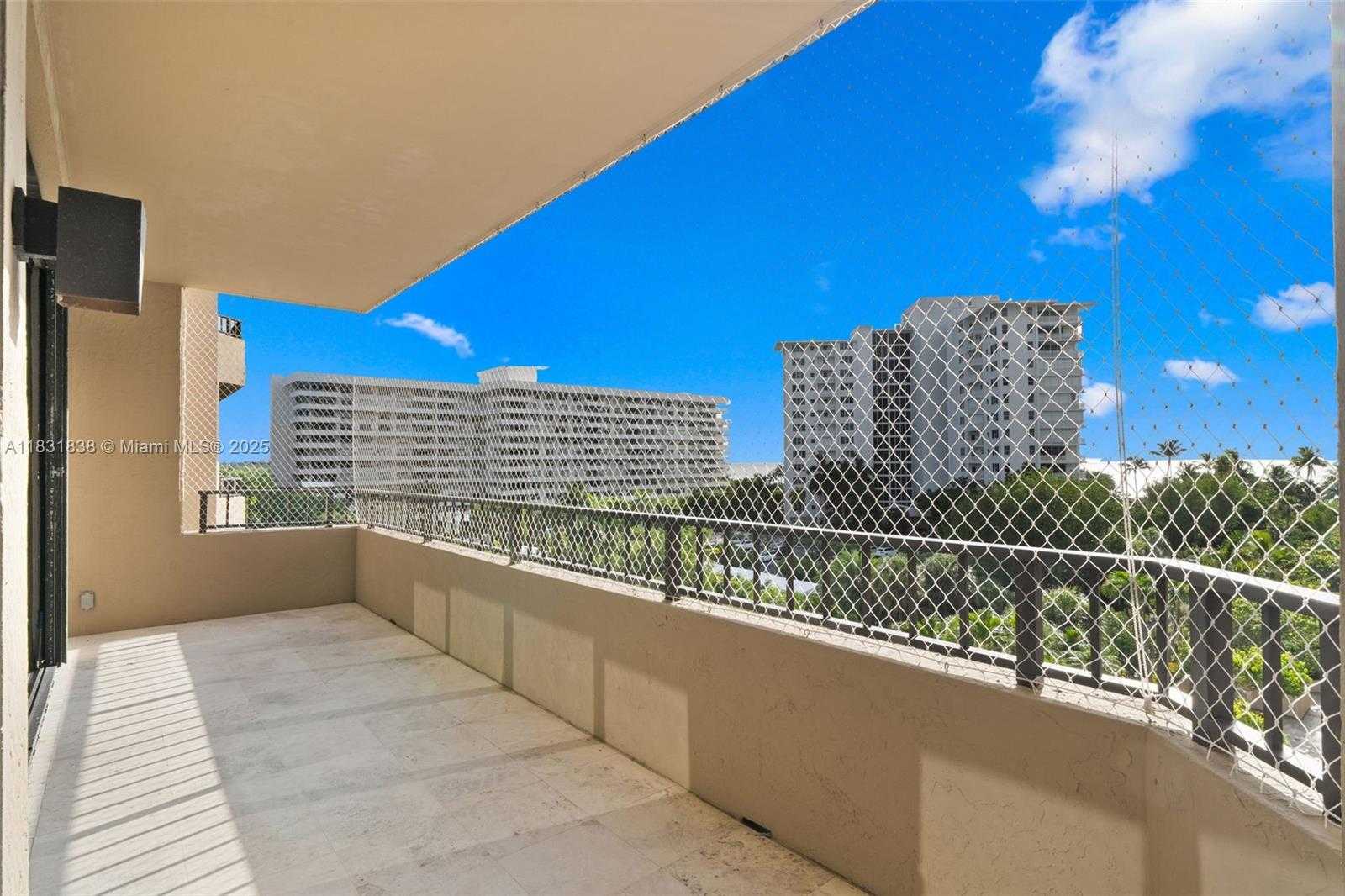 Small Image of 251 CRANDON BLVD #505, Key Biscayne Number 26