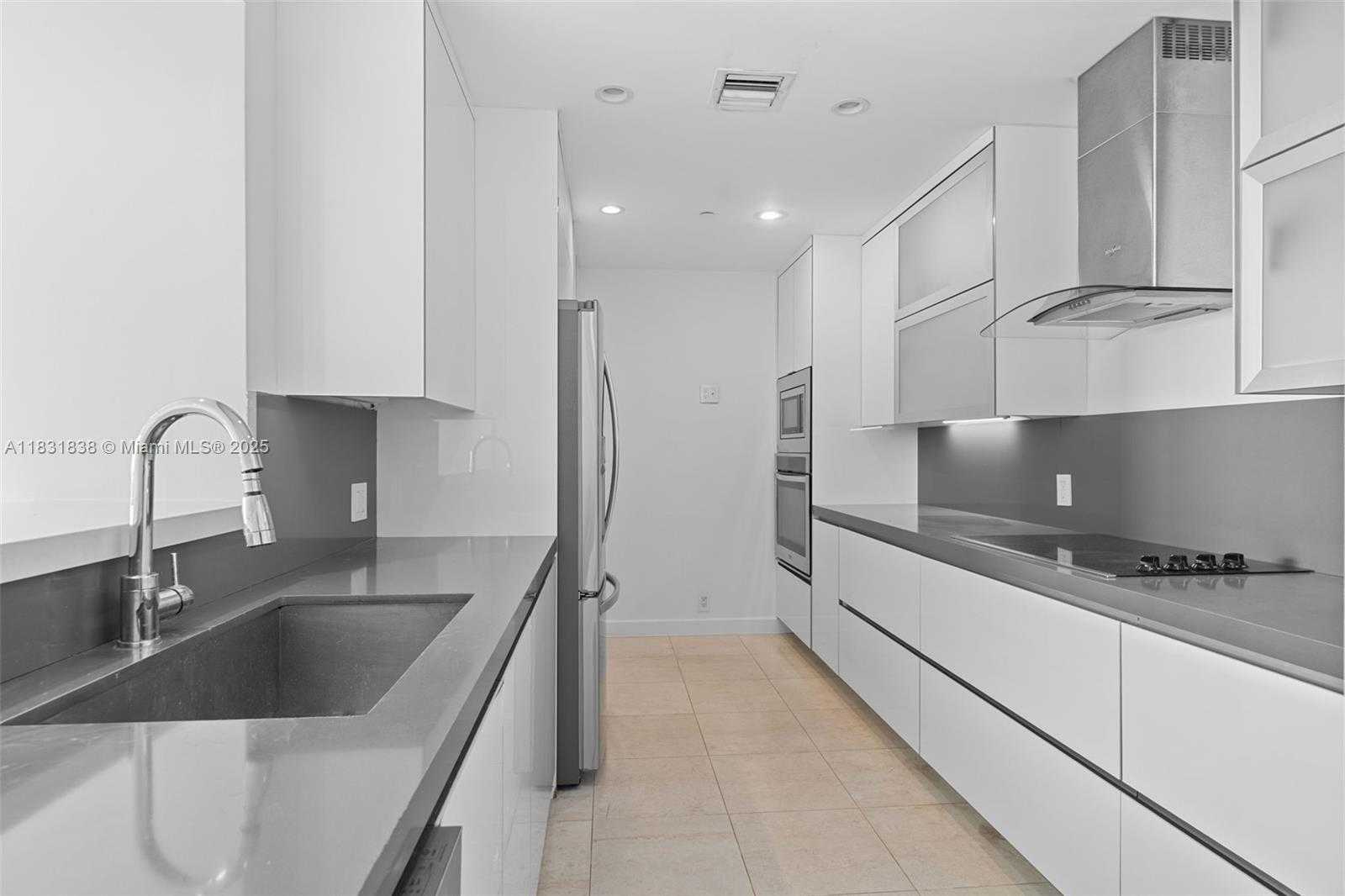 Small Image of 251 CRANDON BLVD #505, Key Biscayne Number 3