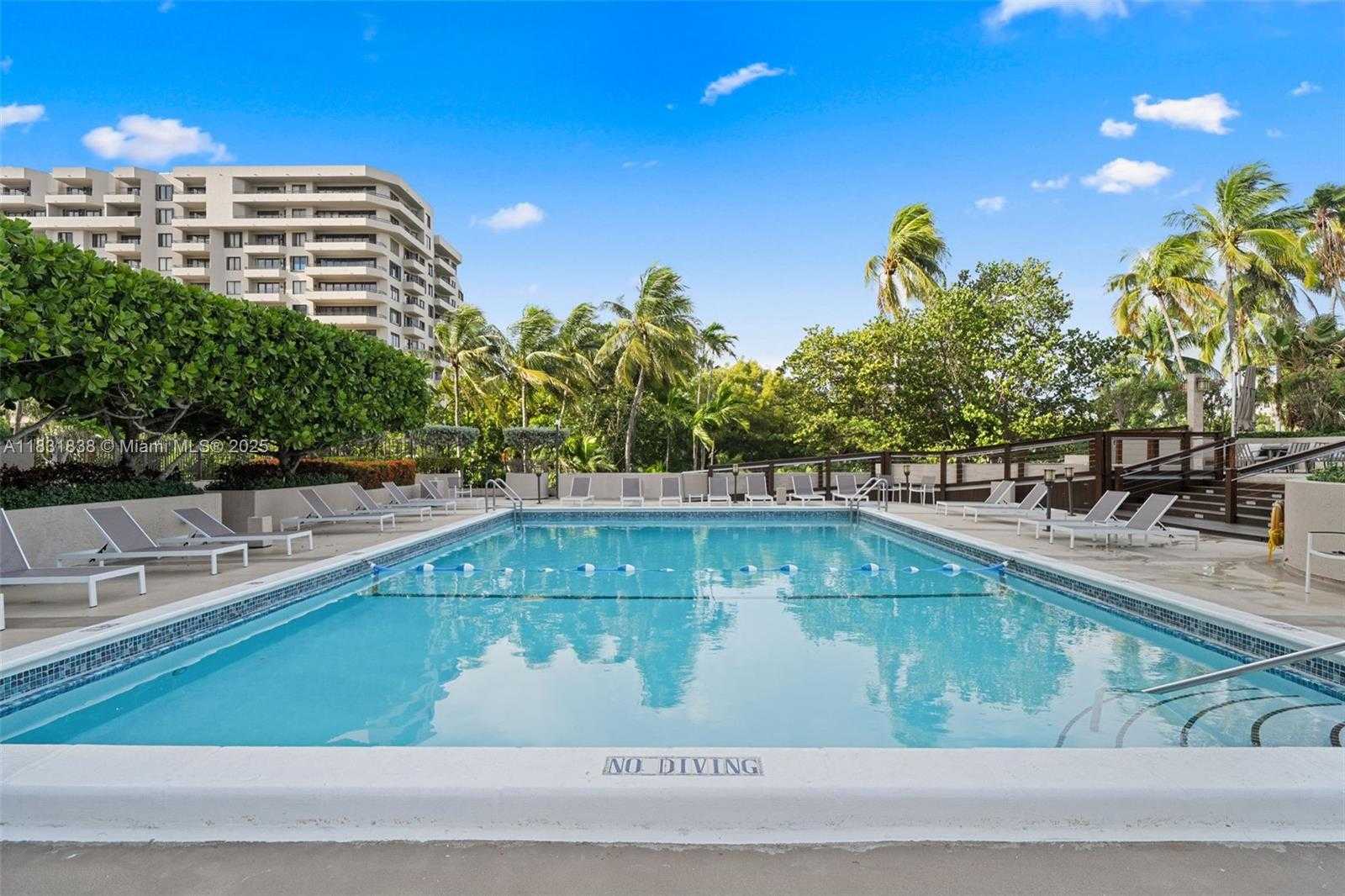 Small Image of 251 CRANDON BLVD #505, Key Biscayne Number 31