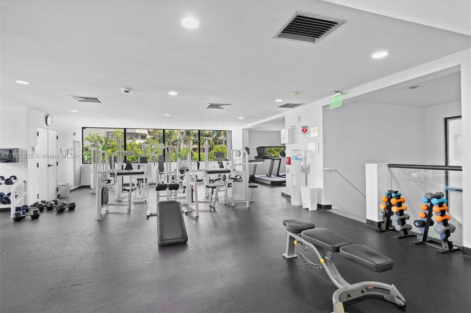 Small Image of 251 CRANDON BLVD #505, Key Biscayne Number 35