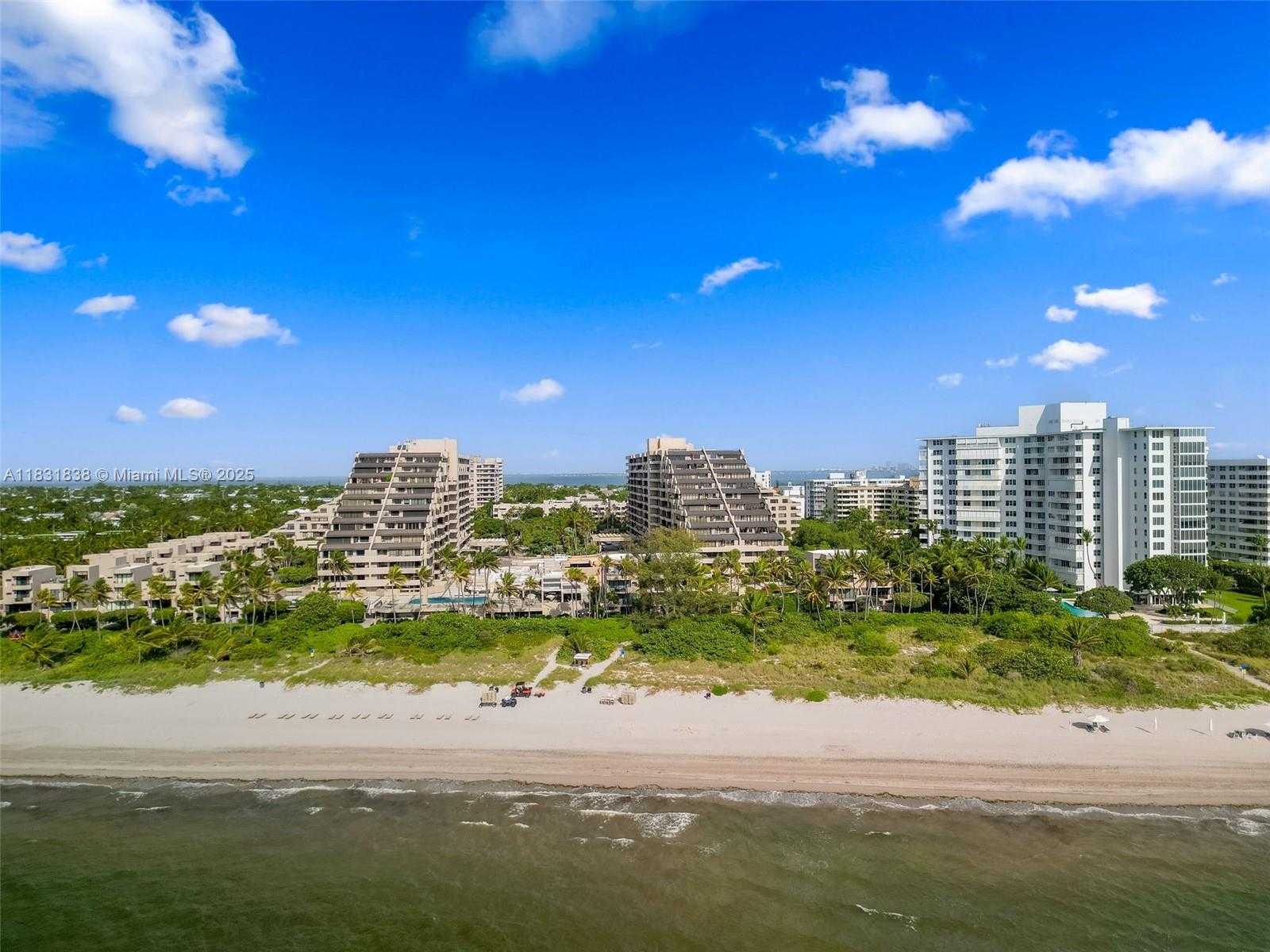 Small Image of 251 CRANDON BLVD #505, Key Biscayne Number 40