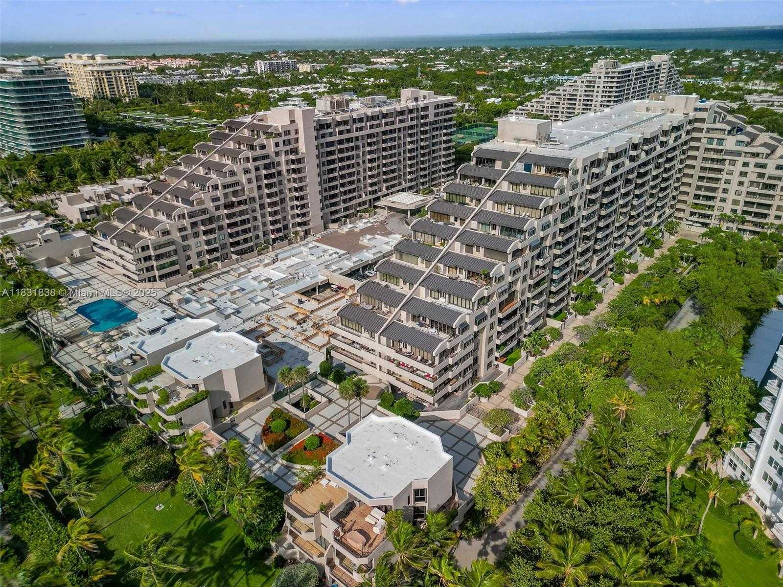 Small Image of 251 CRANDON BLVD #505, Key Biscayne Number 42