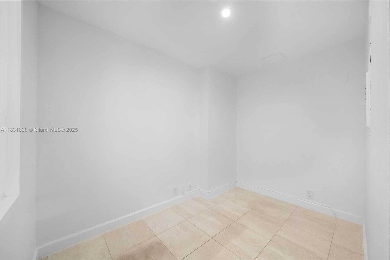 Small Image of 251 CRANDON BLVD #505, Key Biscayne Number 8