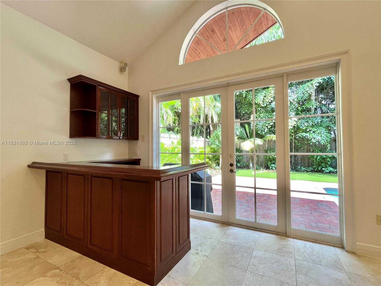 Small Image of 4110 PAMONA AVE #N/A, Miami Number 19