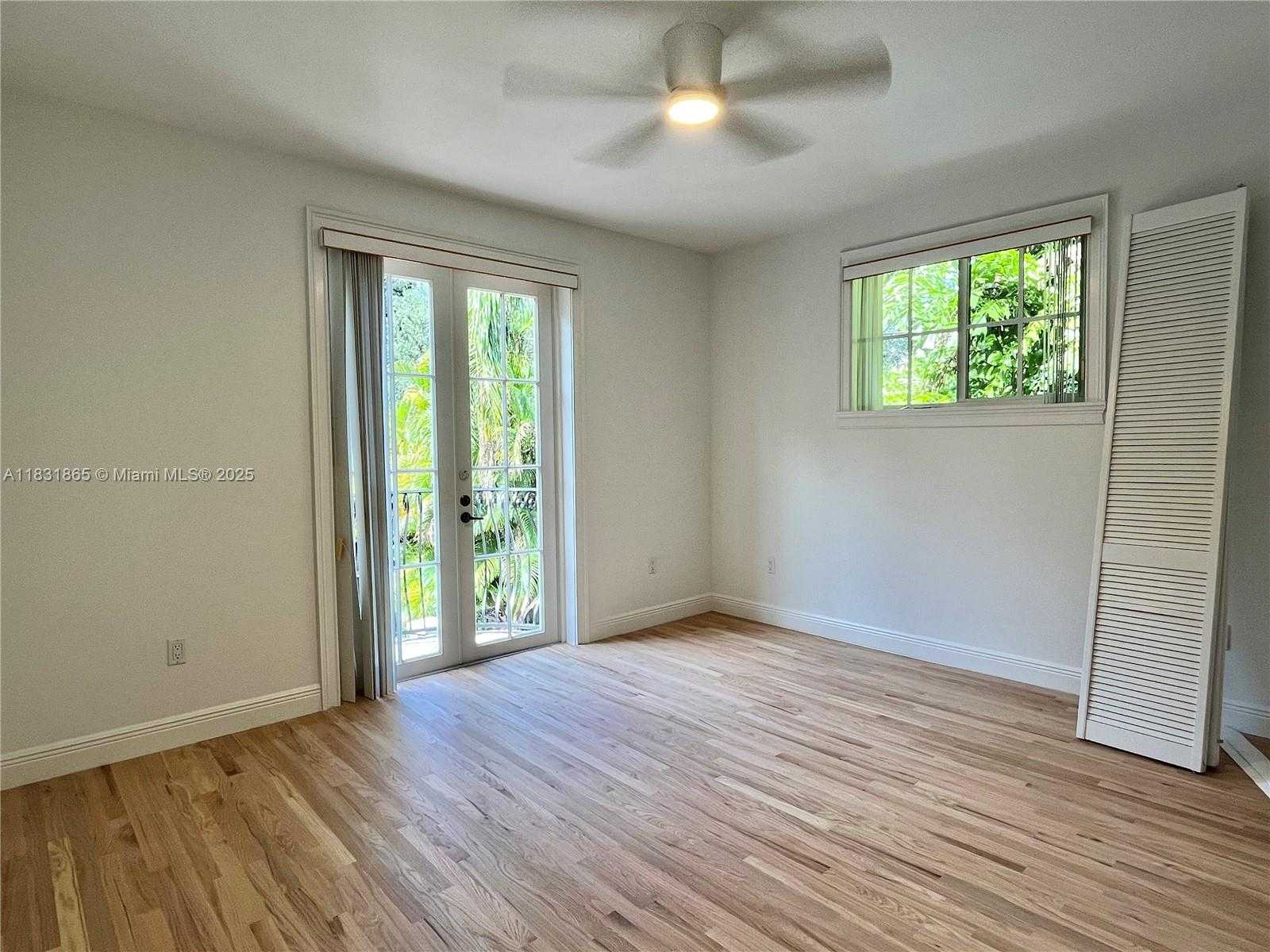 Small Image of 4110 PAMONA AVE #N/A, Miami Number 38