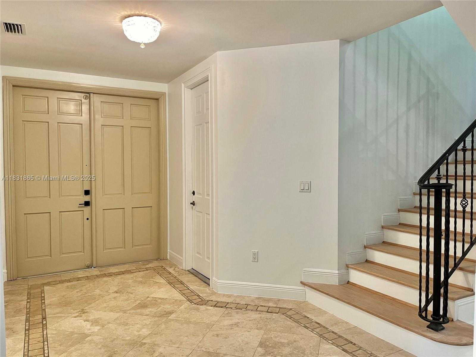 Small Image of 4110 PAMONA AVE #N/A, Miami Number 8